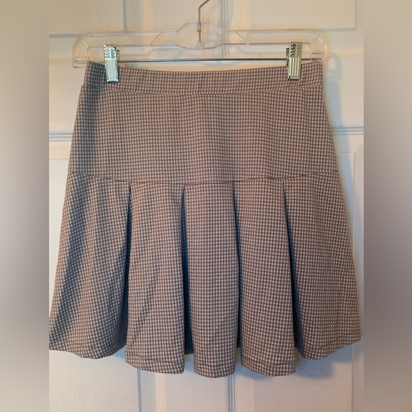URBAN Romantics Dresses & Skirts - Mini Pleated Skirt - Size Small - Urban Romantics